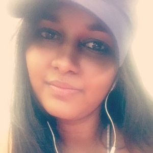 Meet your Posher, Amirah